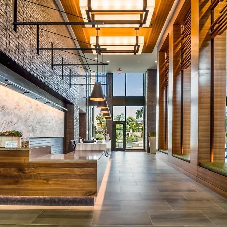 Bluebird Suites At Reston Town Center Экстерьер фото