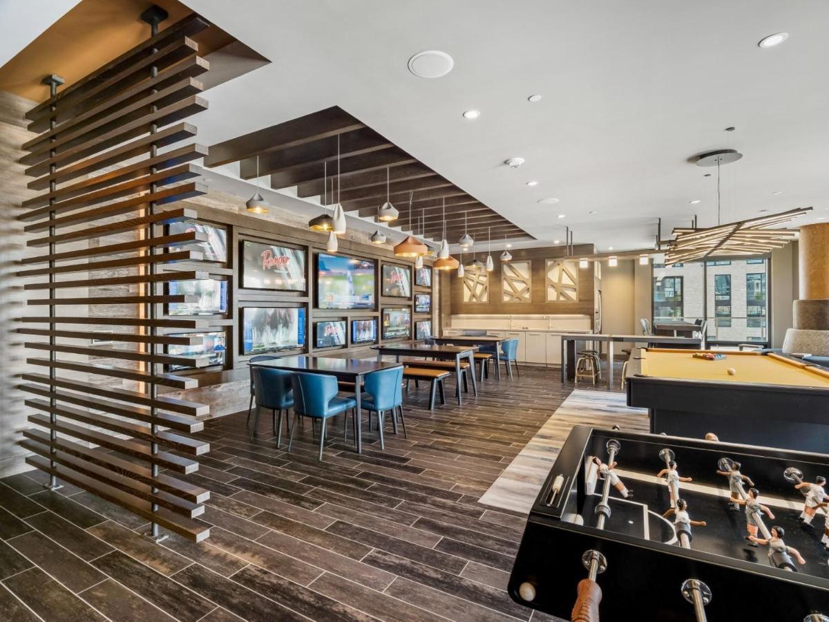Bluebird Suites At Reston Town Center Экстерьер фото
