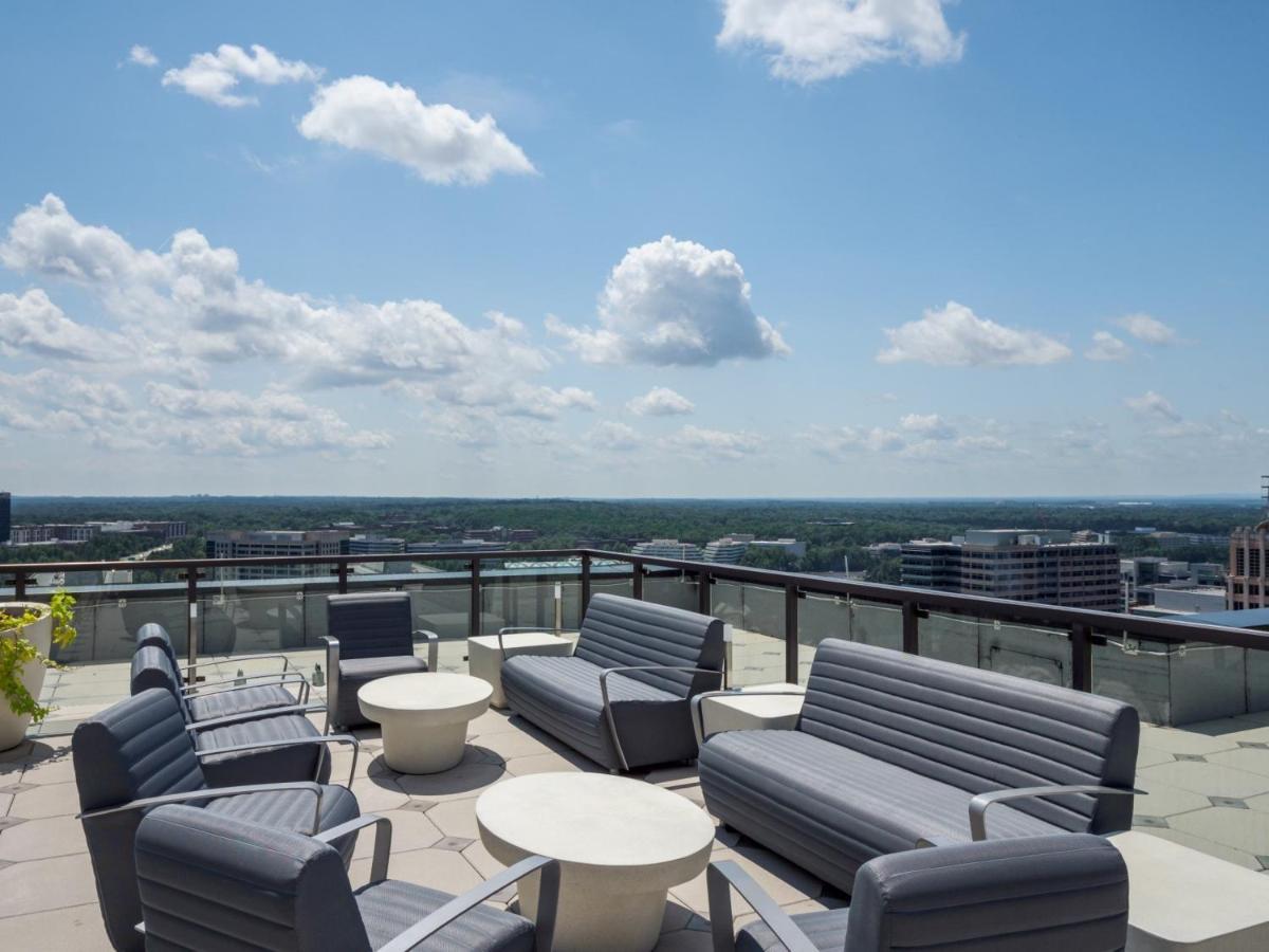 Bluebird Suites At Reston Town Center Экстерьер фото