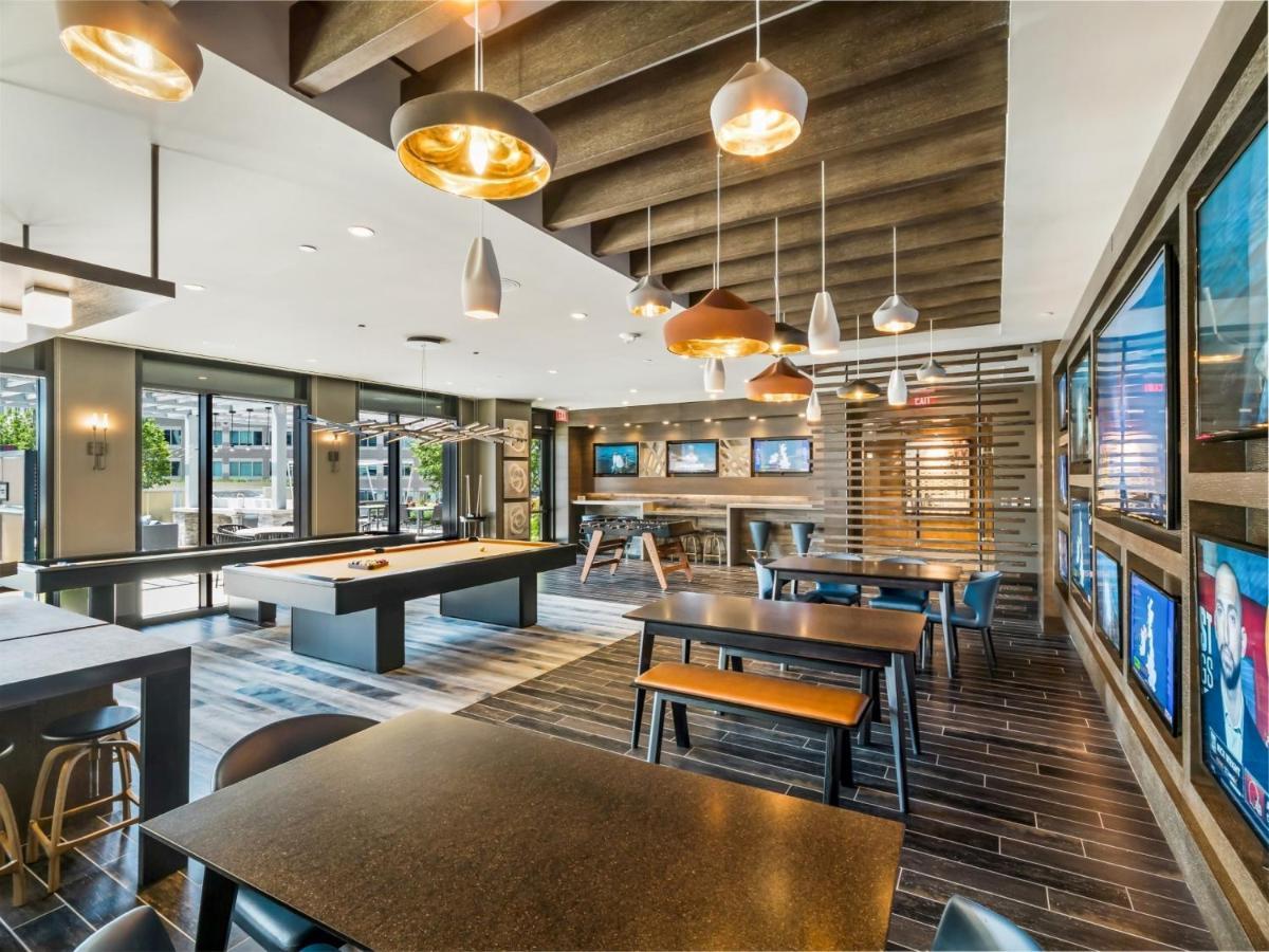Bluebird Suites At Reston Town Center Экстерьер фото