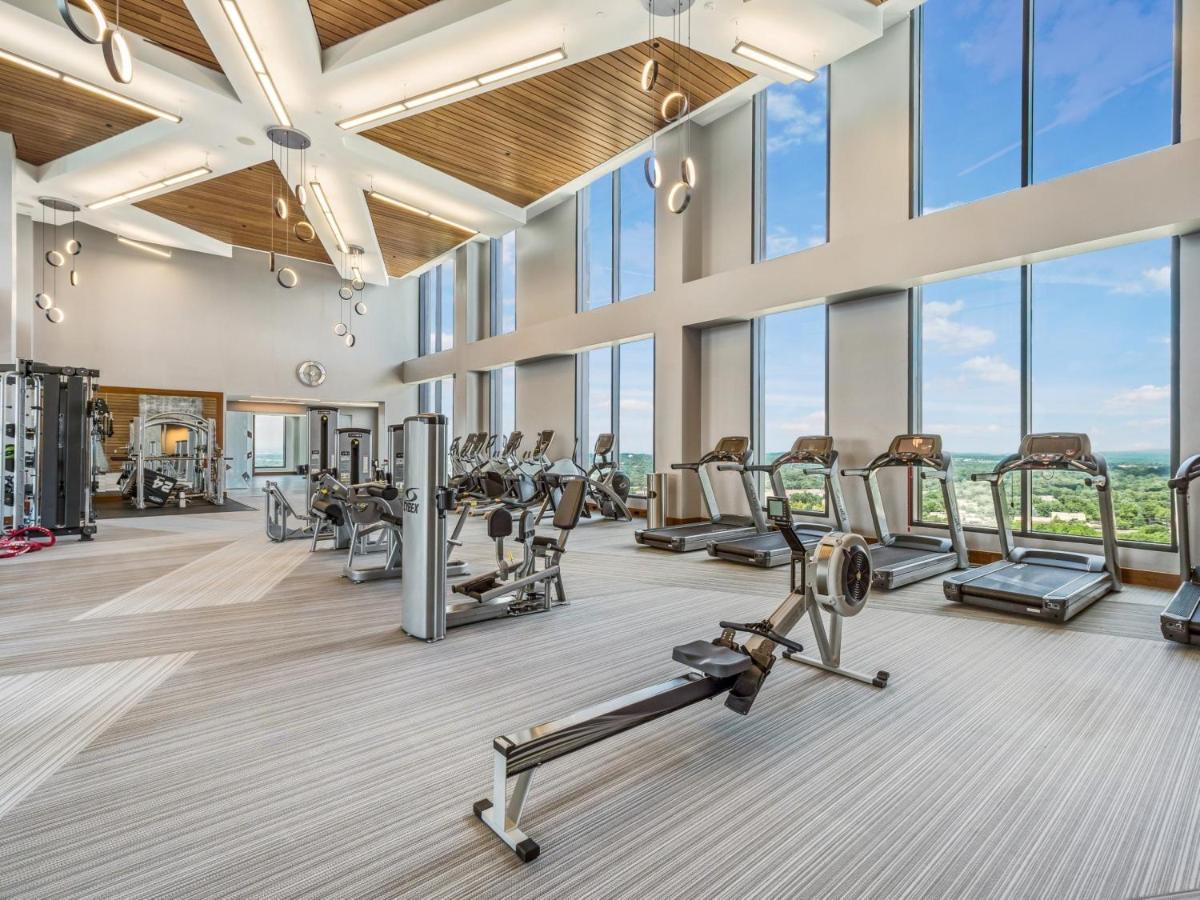 Bluebird Suites At Reston Town Center Экстерьер фото